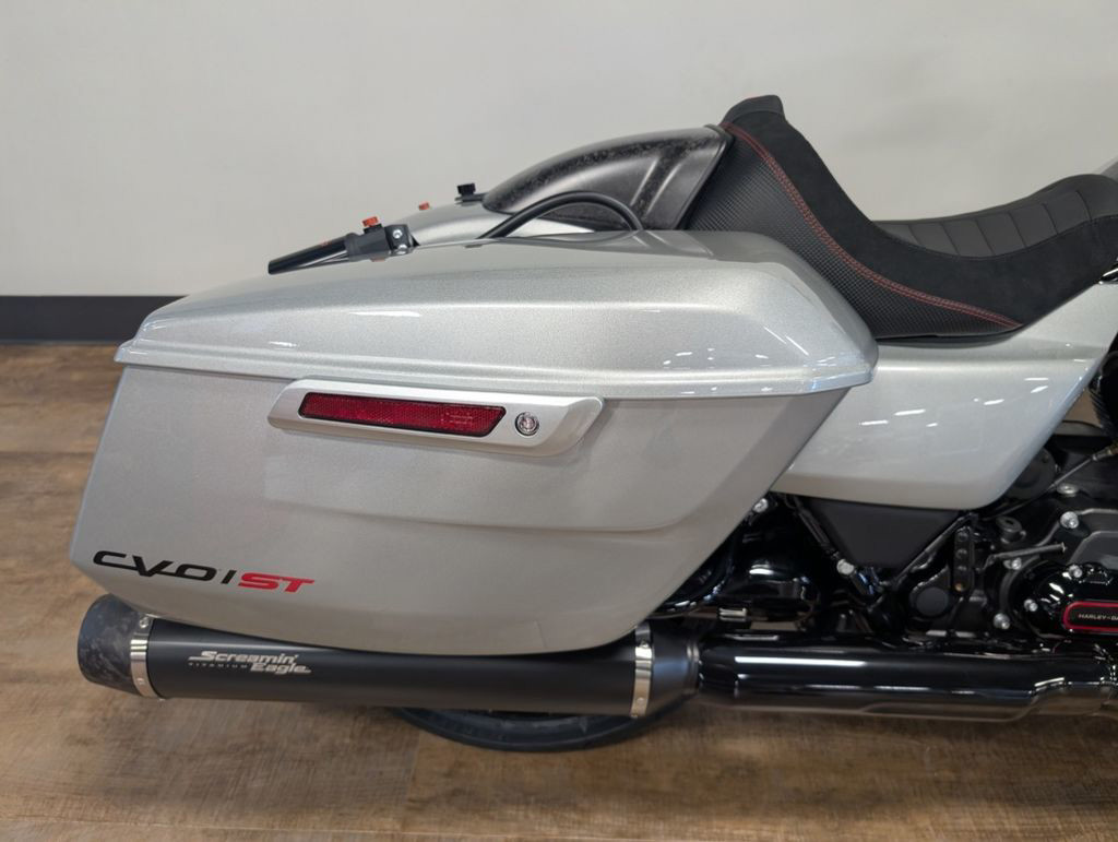 CVO® Road Glide® ST