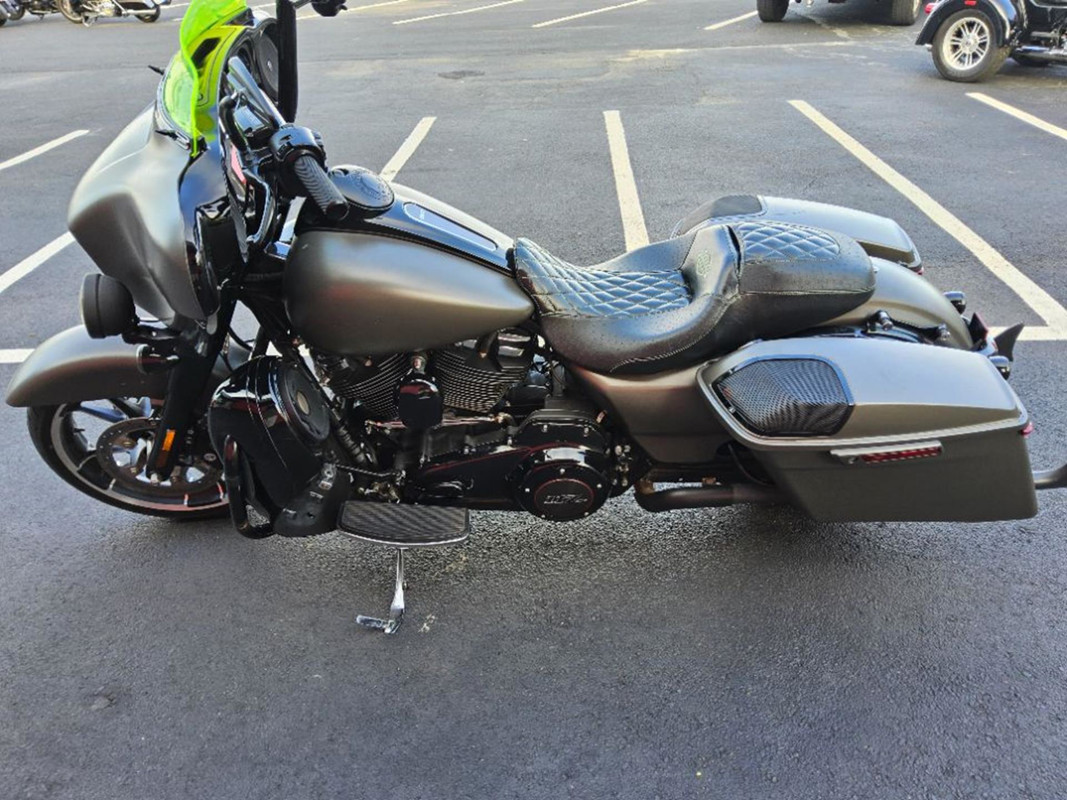 Street Glide® Special
