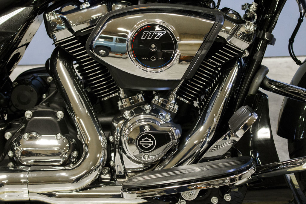 Street Glide®