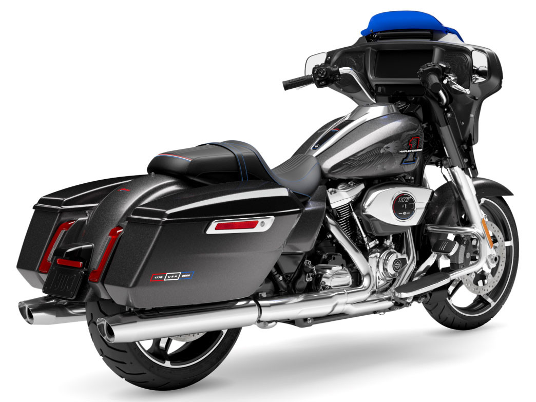 Street Glide®