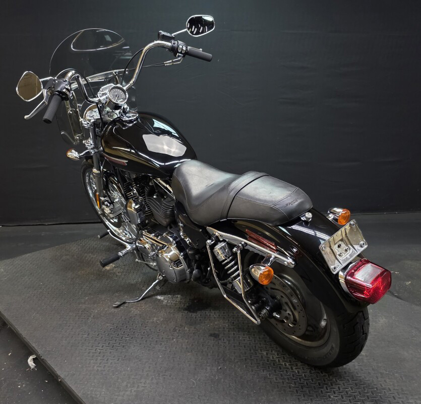 Sportster® 1200 Custom 