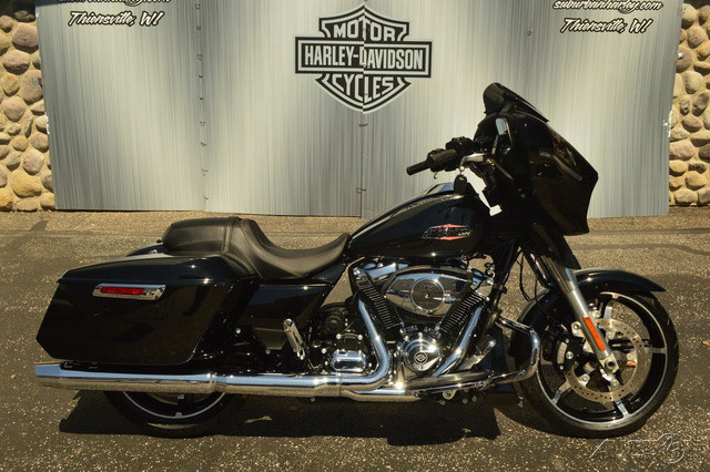 Street Glide®