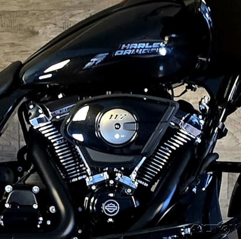 Road Glide®