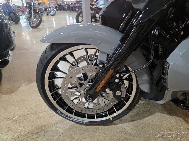 Street Glide® Limited