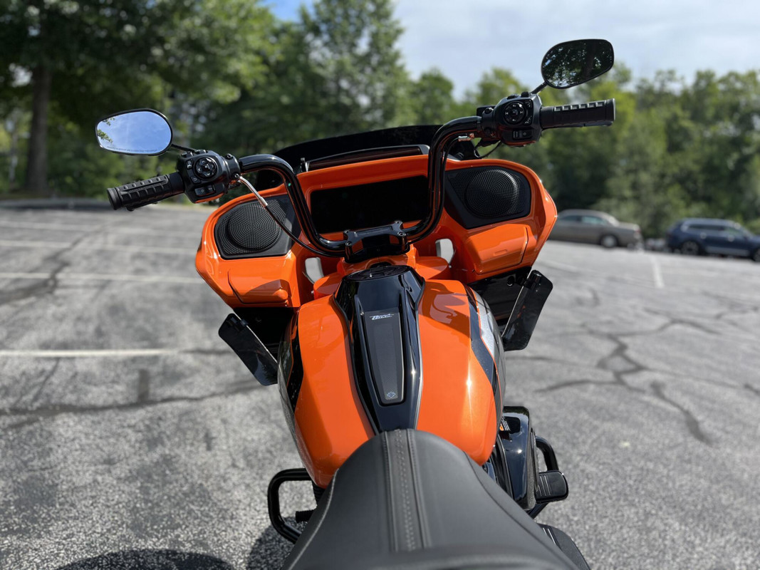 Road Glide®