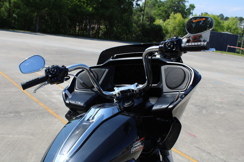 Road Glide®