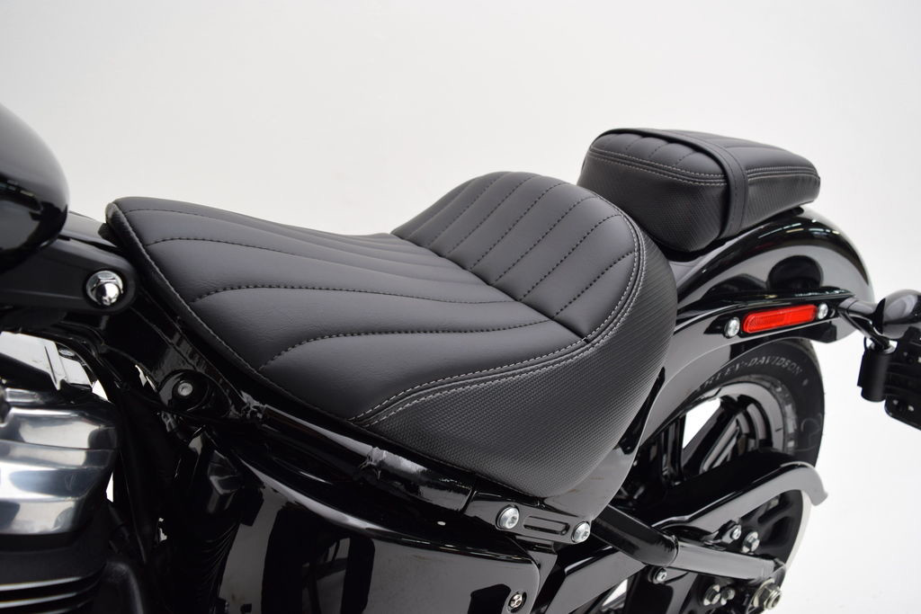 Street Bob®