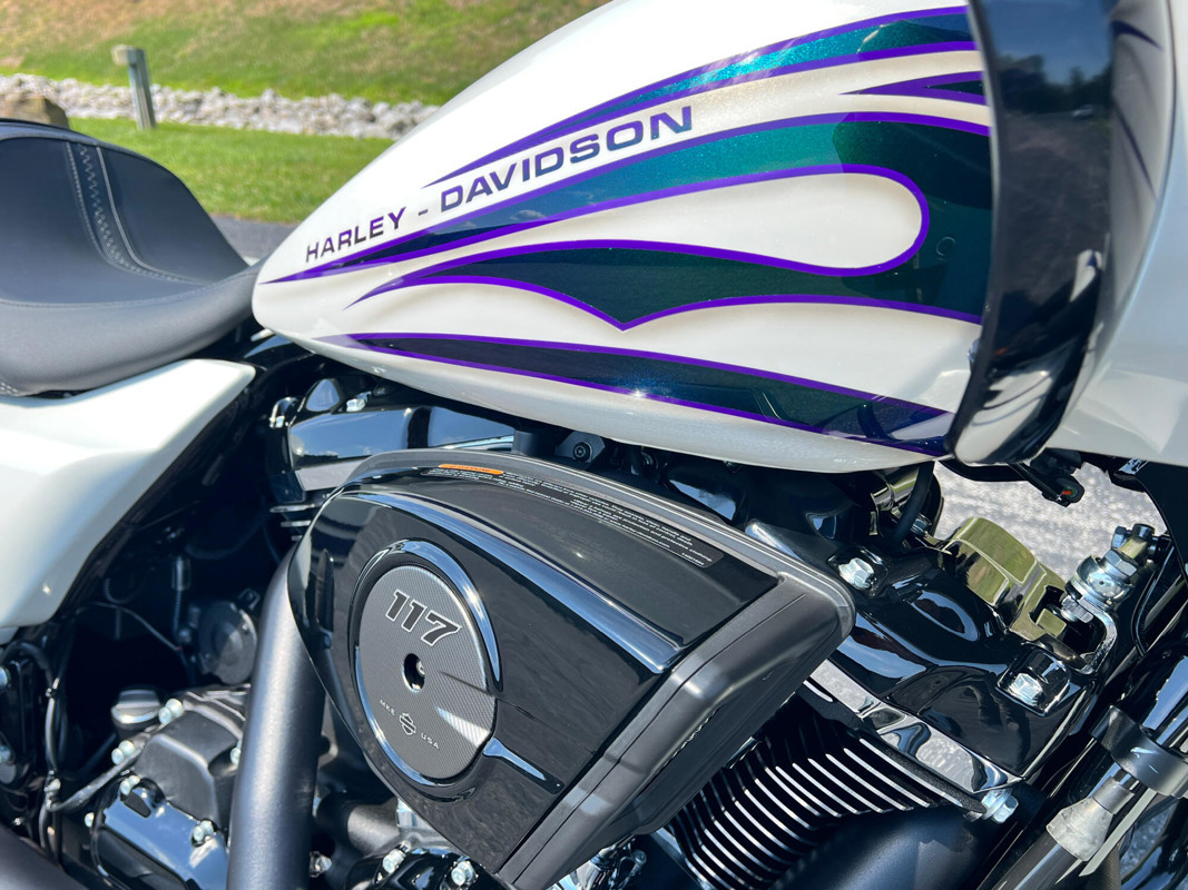 Road Glide®