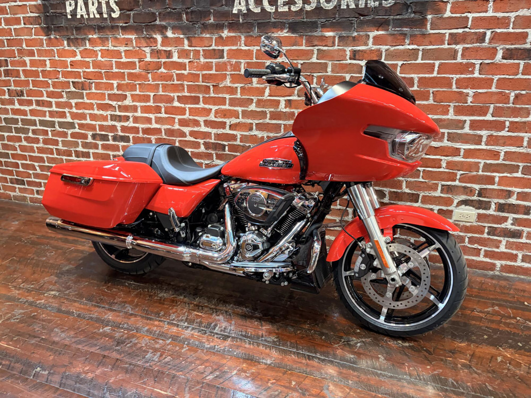 Road Glide®