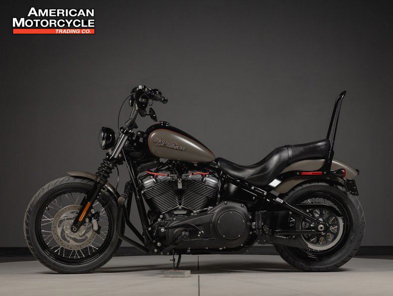 Softail® Street Bob®
