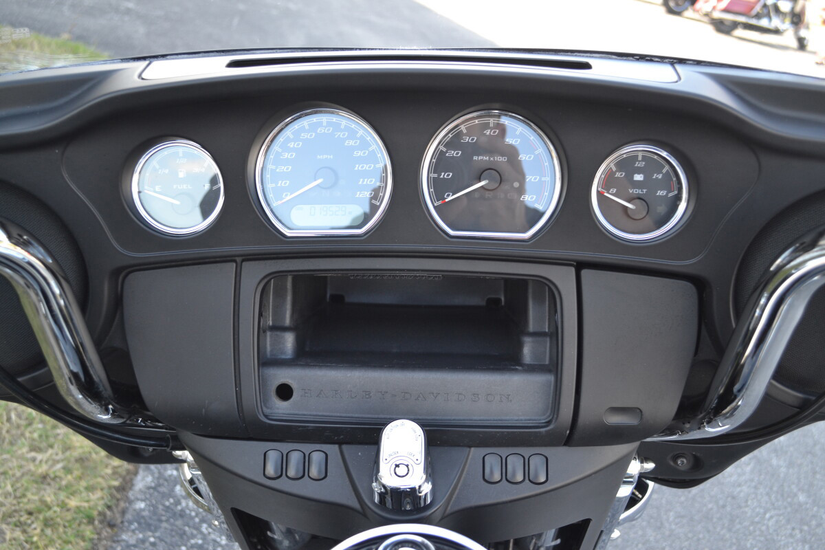 Electra Glide® Police