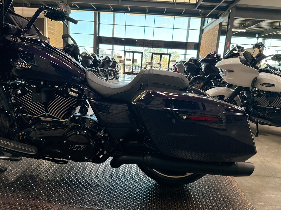 Road Glide®