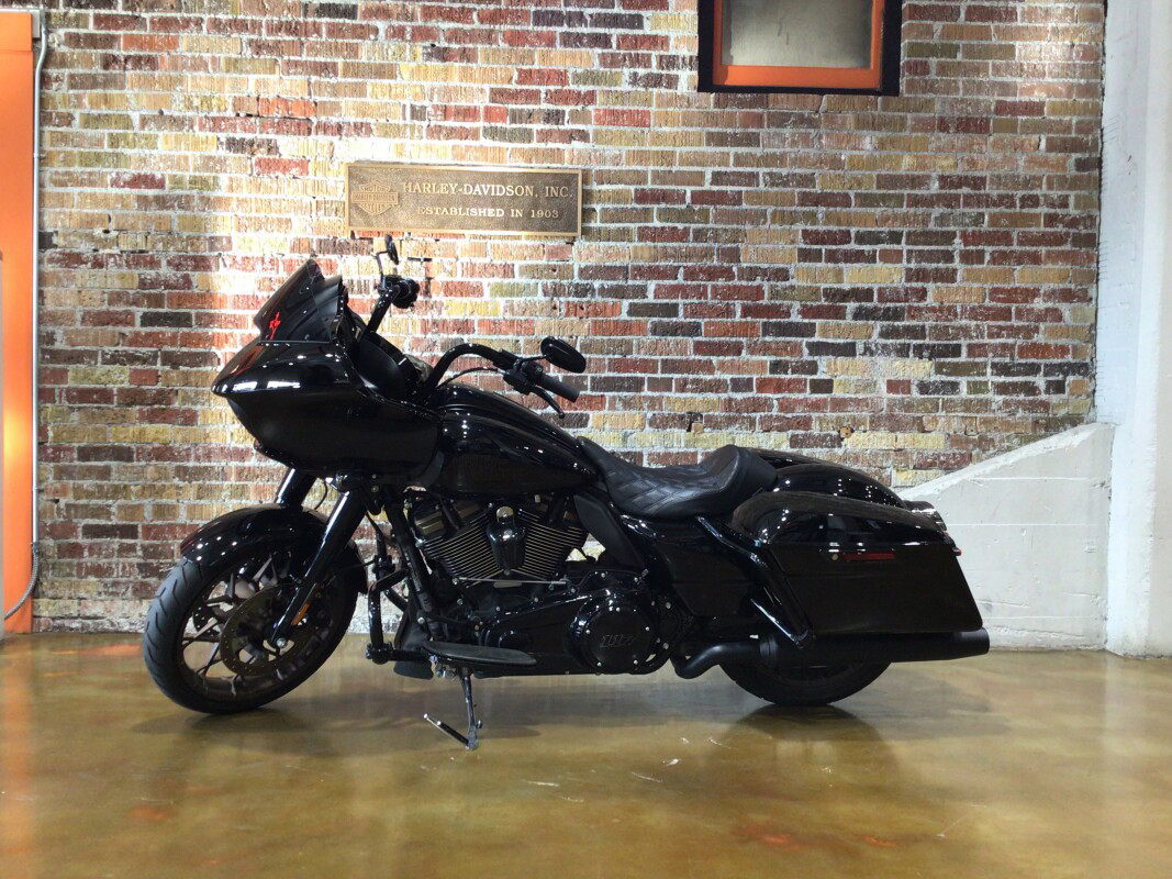 Road Glide® ST