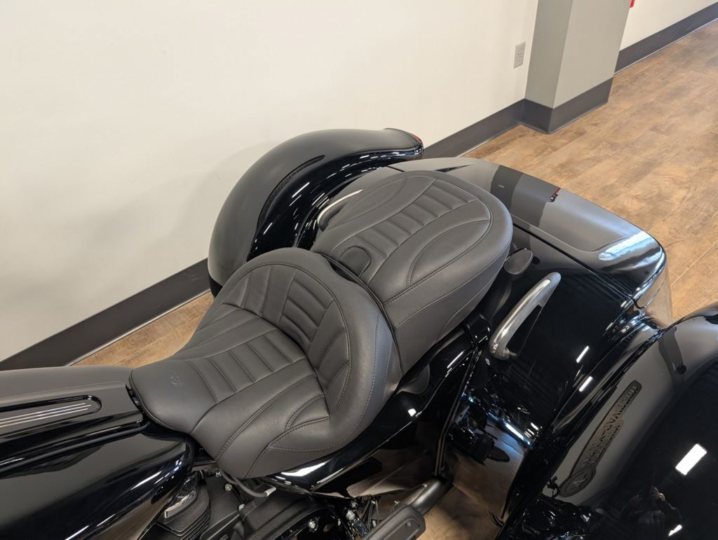 Road Glide® 3