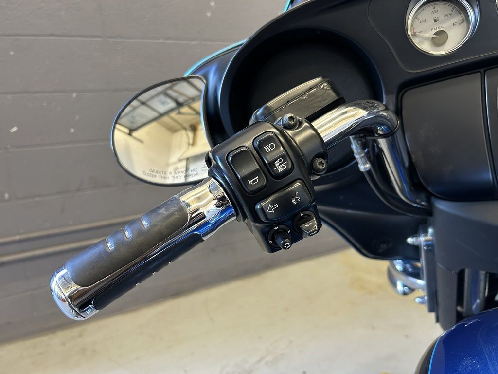 Street Glide®