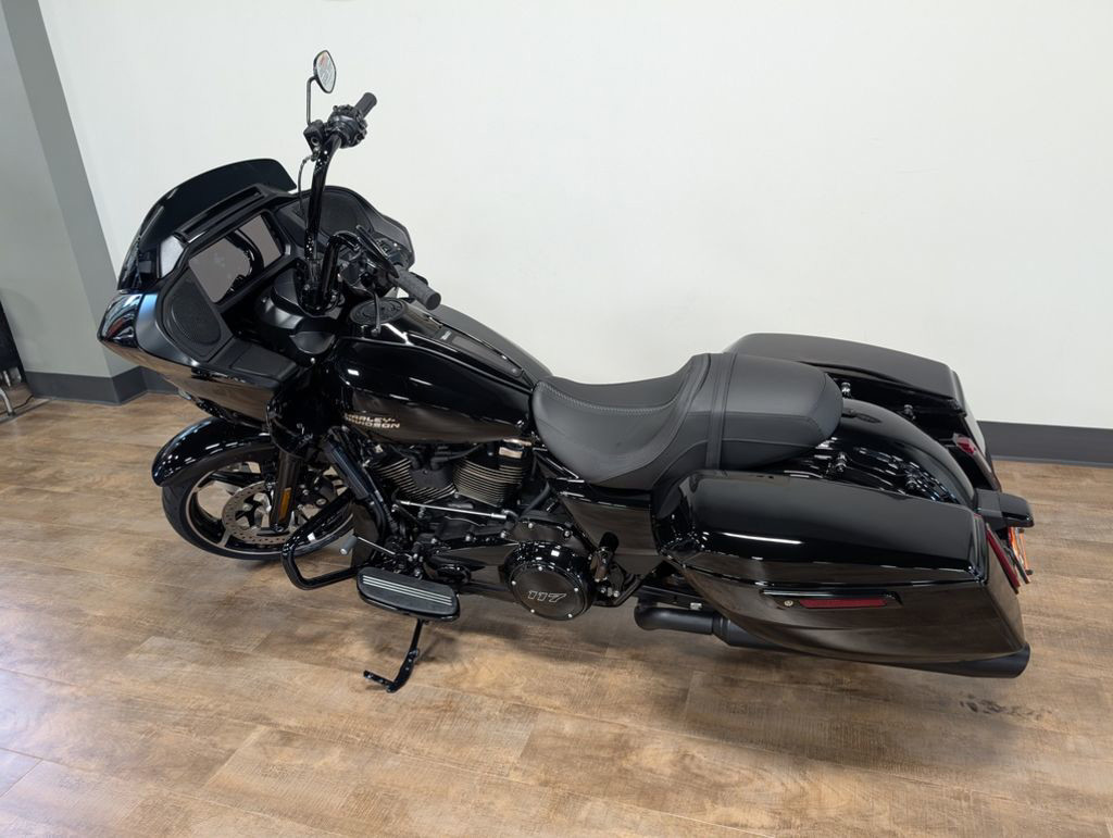 Road Glide®