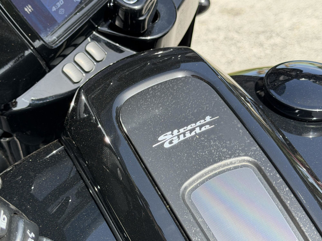 Street Glide® ST