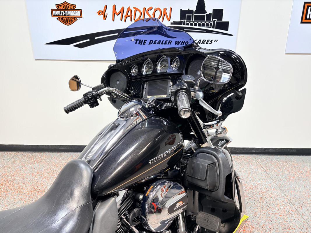 Electra Glide® Ultra Limited® Low