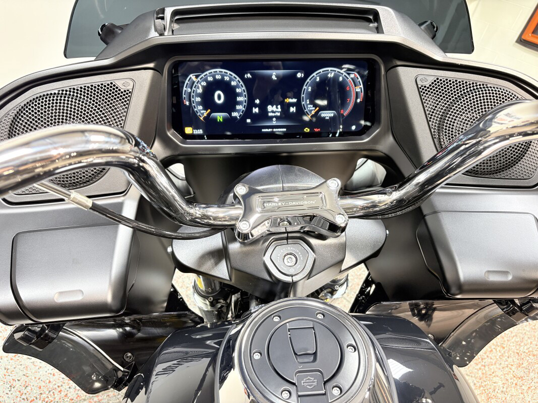 Road Glide®