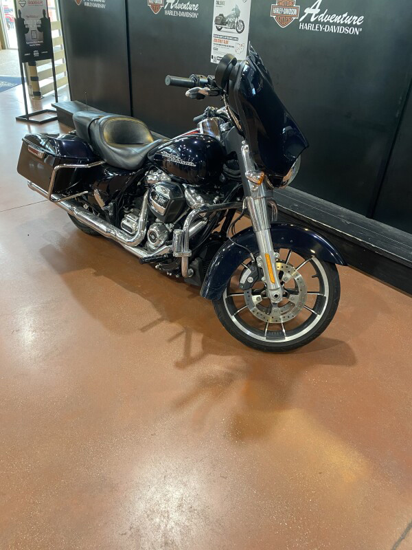 Street Glide®