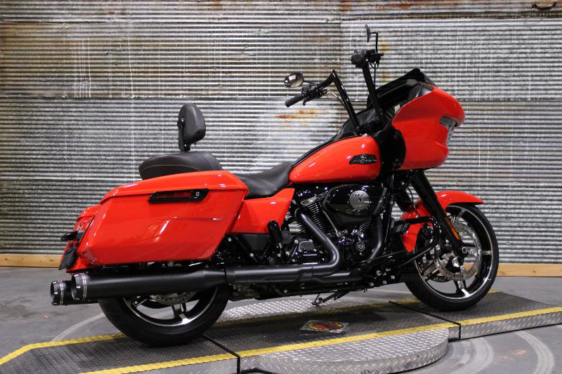 Road Glide®