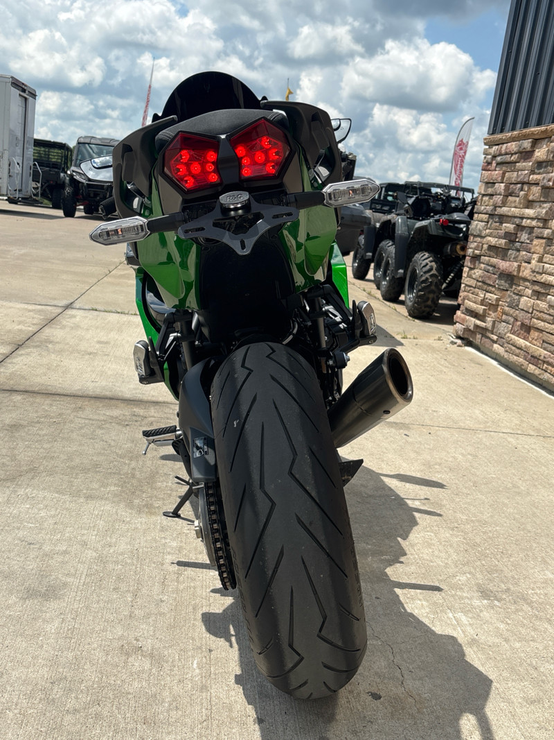 Ninja H2 SX SE	