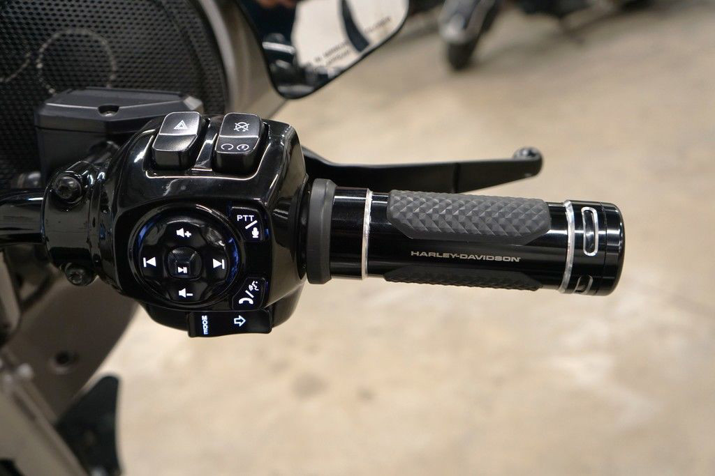 CVO® Street Glide®