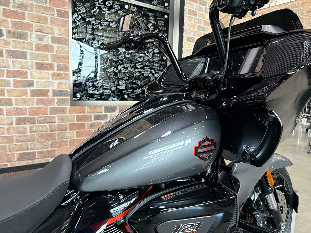 CVO® Road Glide®