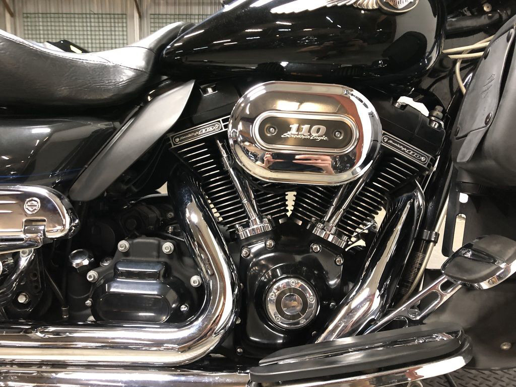 CVO® Ultra Classic® Electra Glide® 110th Anv. Ed.