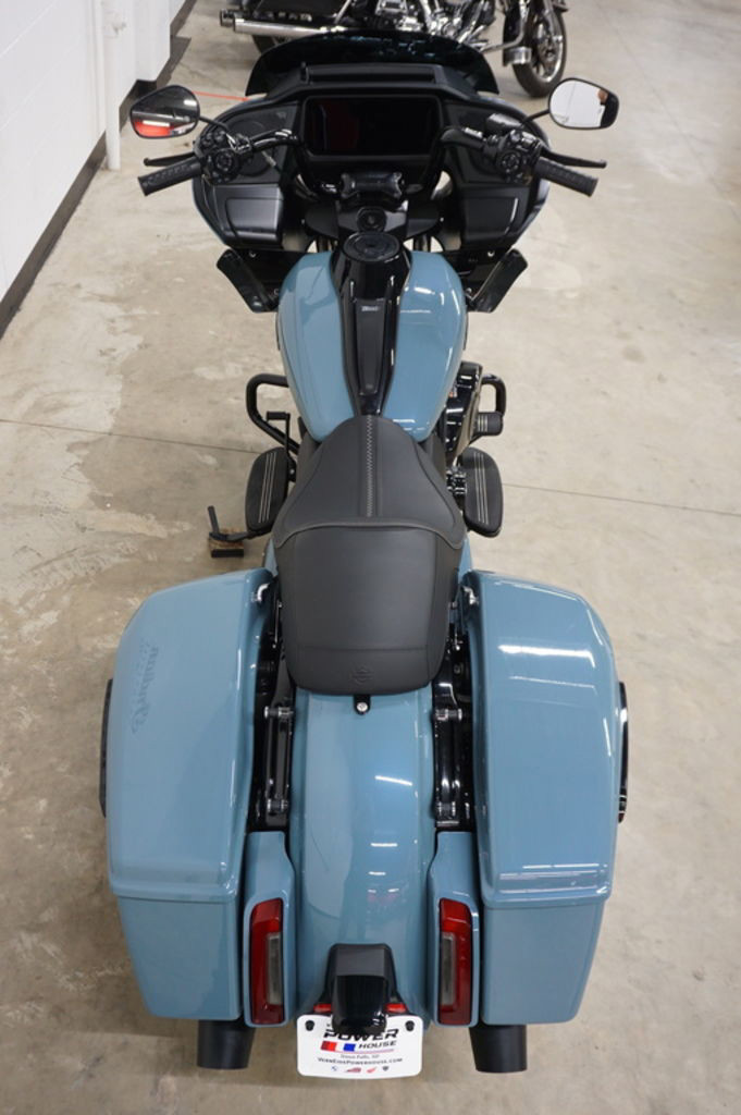 Road Glide®