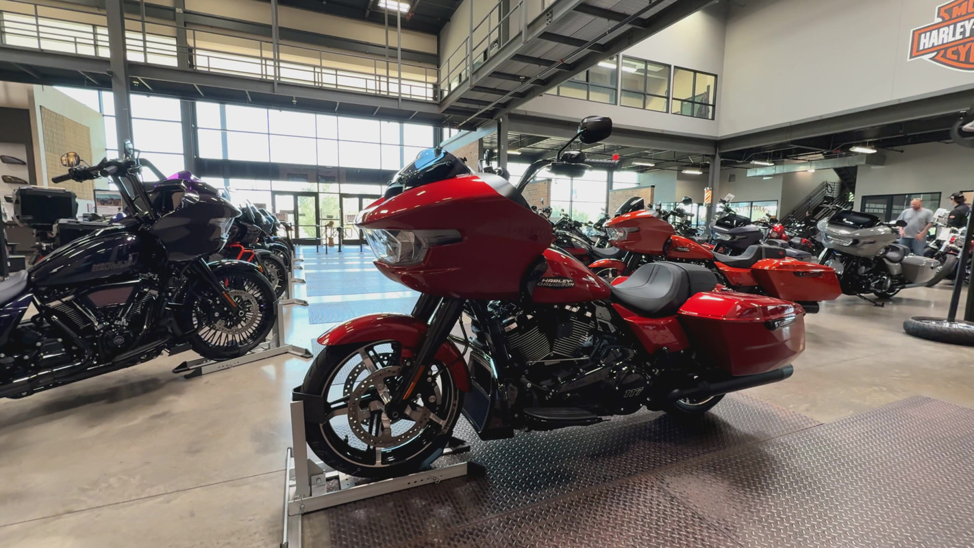 Road Glide®