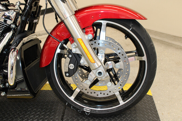 Street Glide®