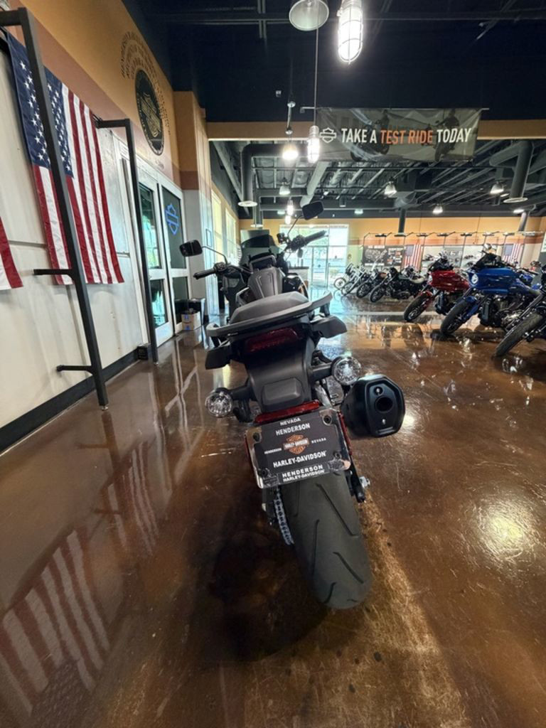 Pan America® 1250 ST