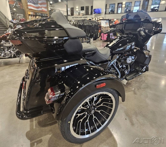 Street Glide® 3 Limited