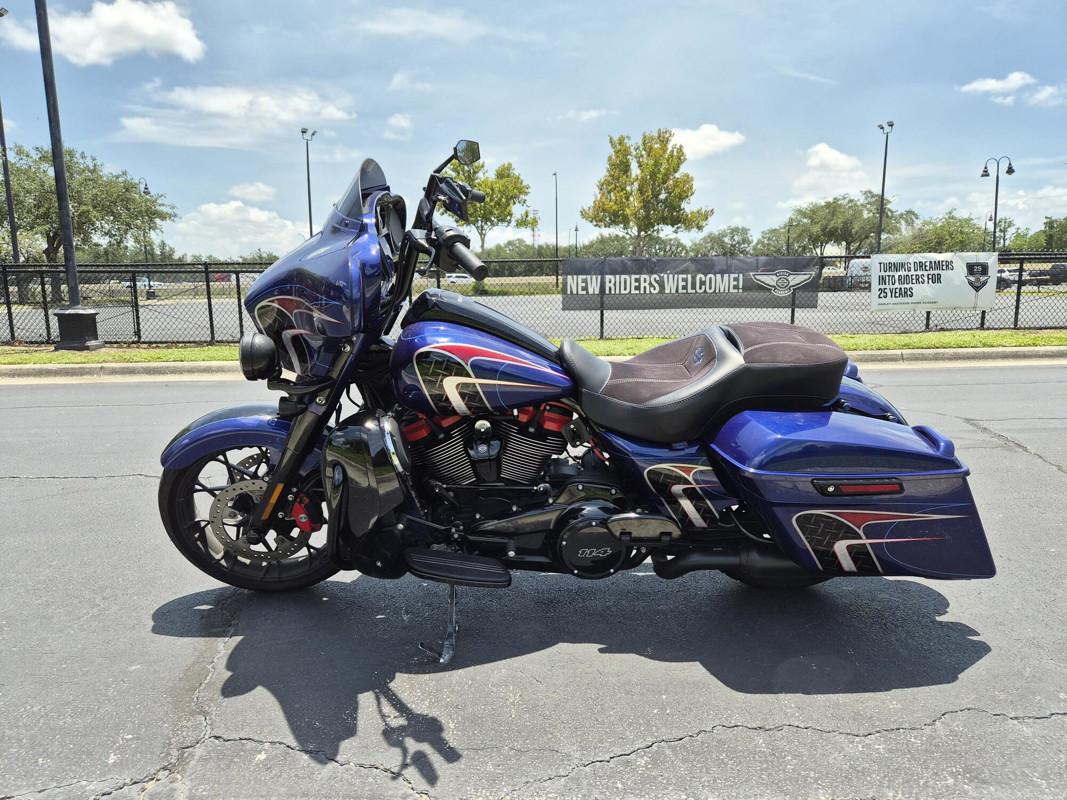 Street Glide® Special