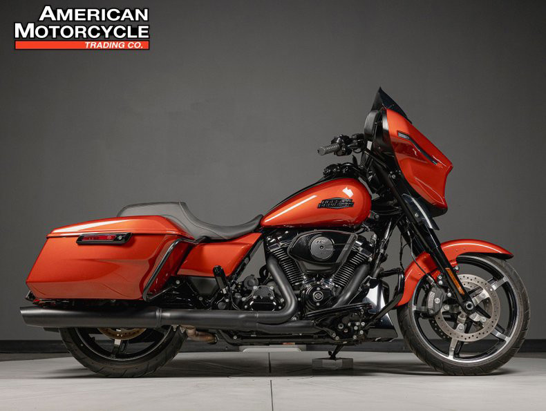 Street Glide®