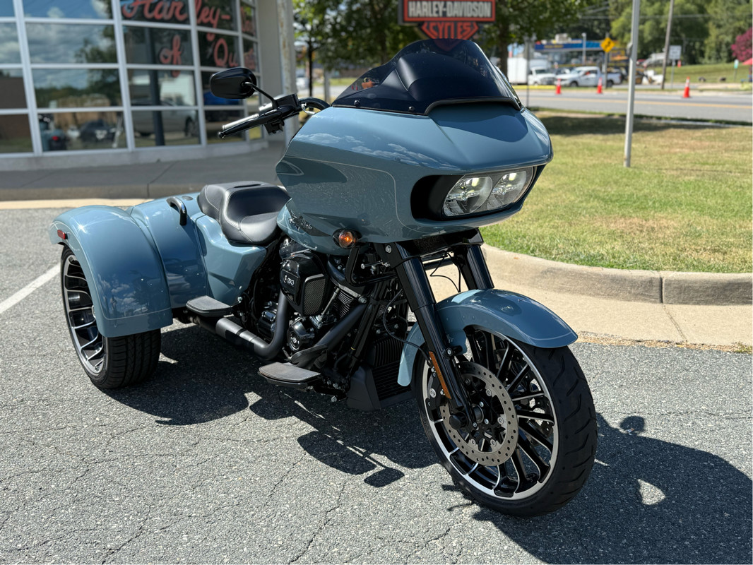 Road Glide® 3
