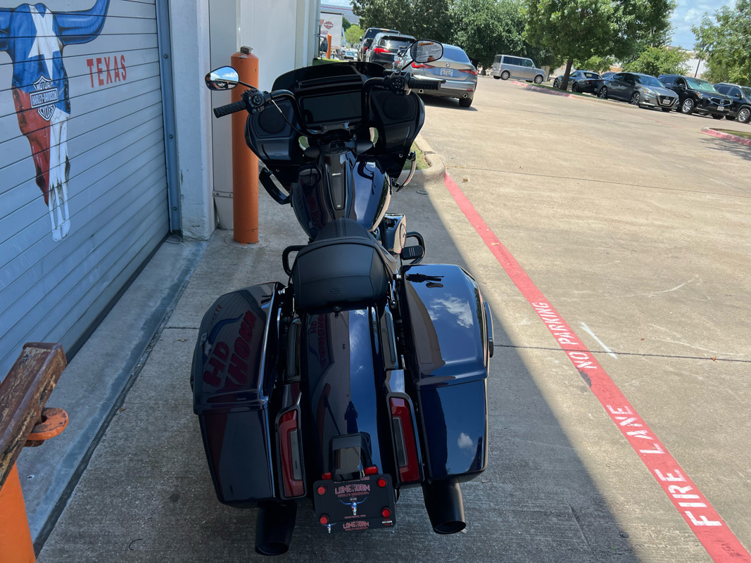 Road Glide®