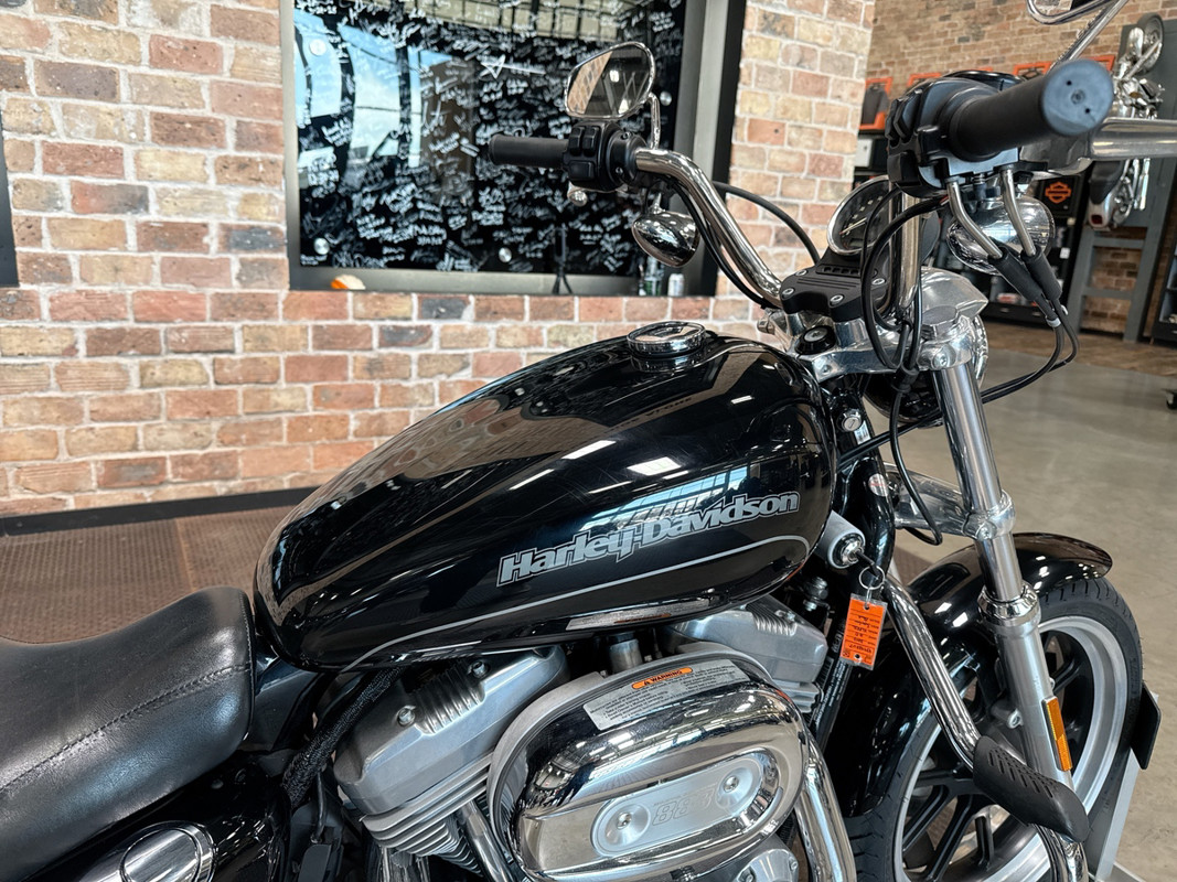 Sportster® SuperLow®