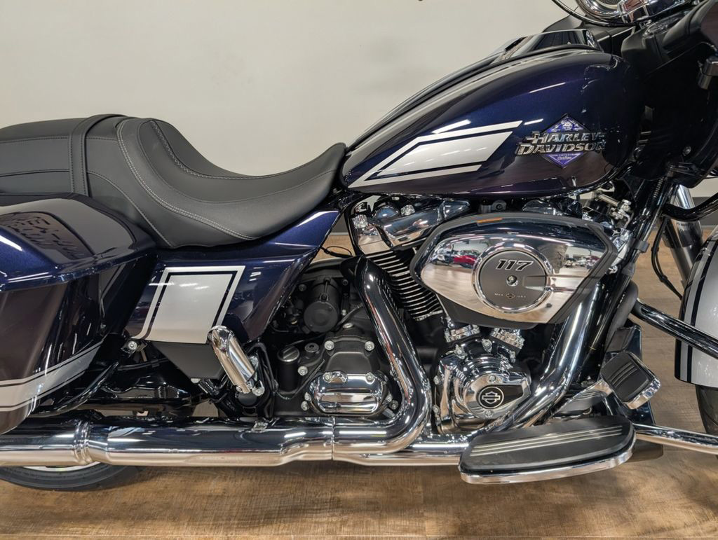 Road Glide®