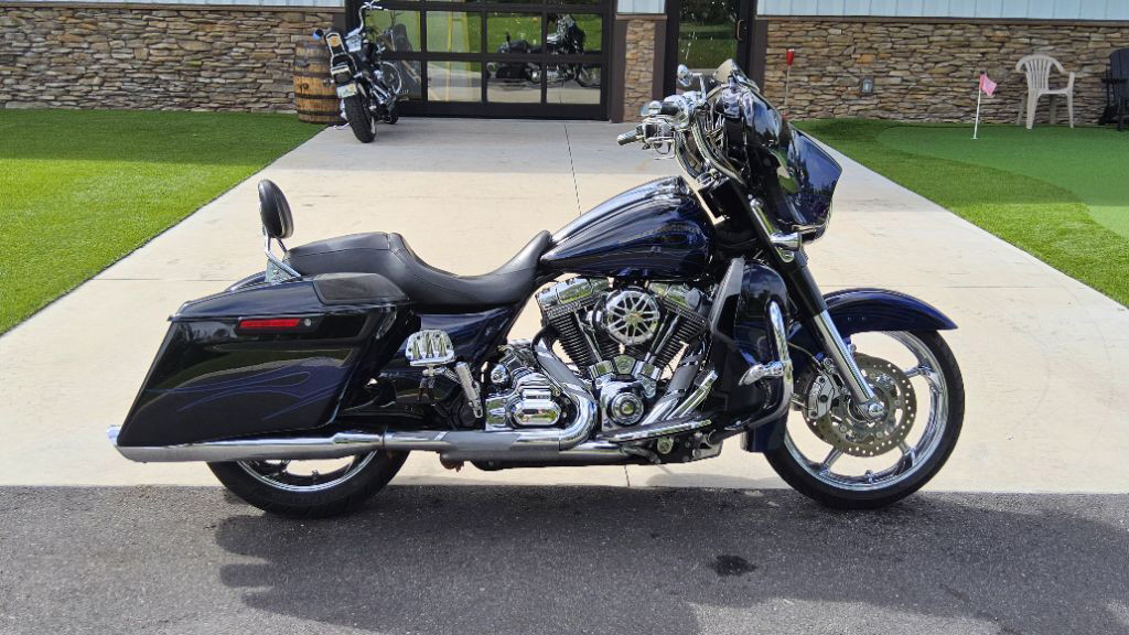 CVO® Street Glide®