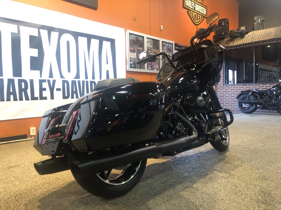 Road Glide®