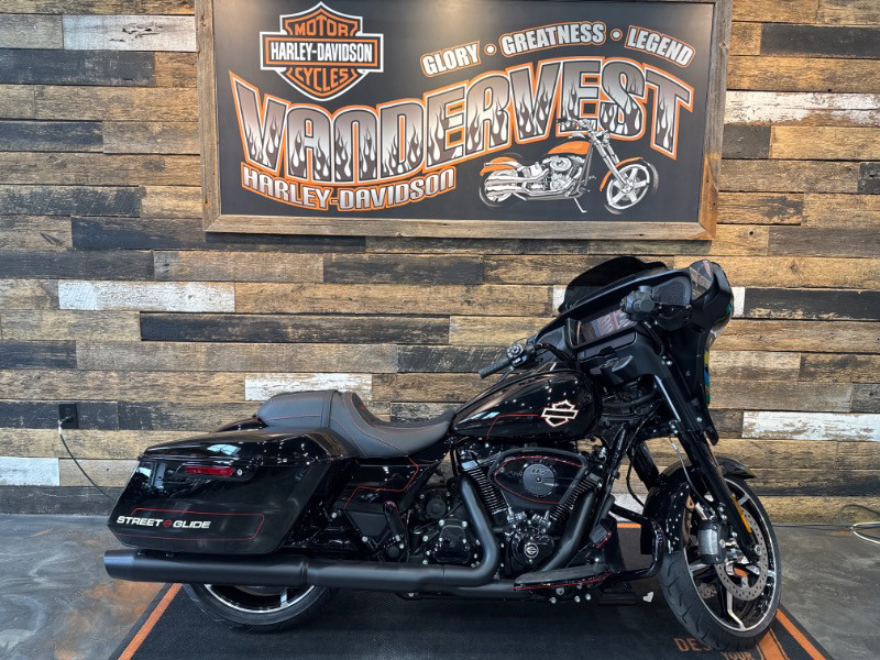 Street Glide®