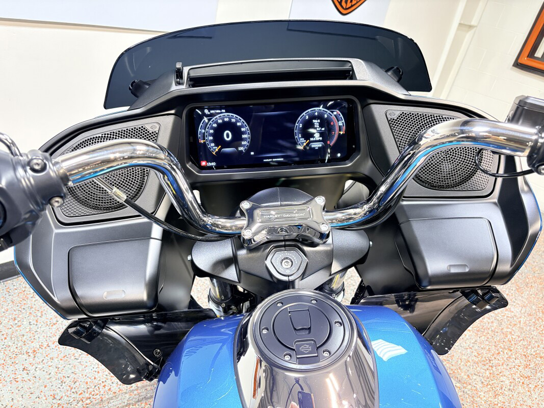 Road Glide®