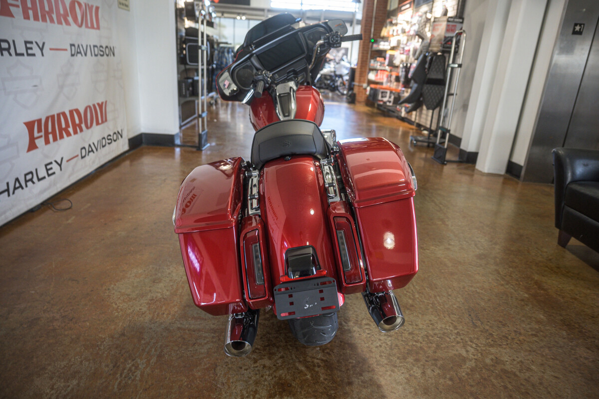 Street Glide®