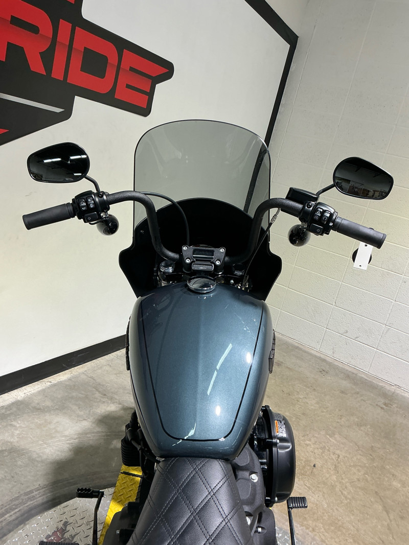 Street Bob®