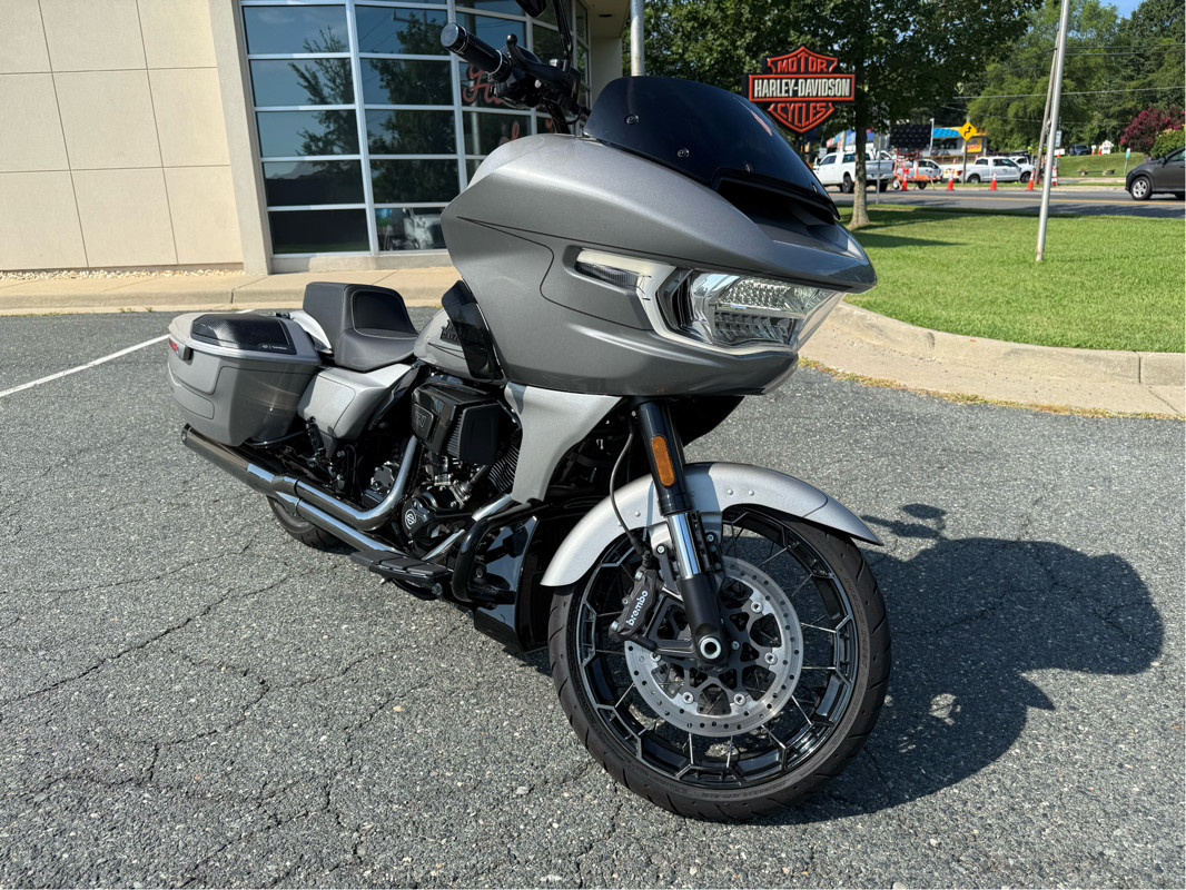 CVO® Road Glide®