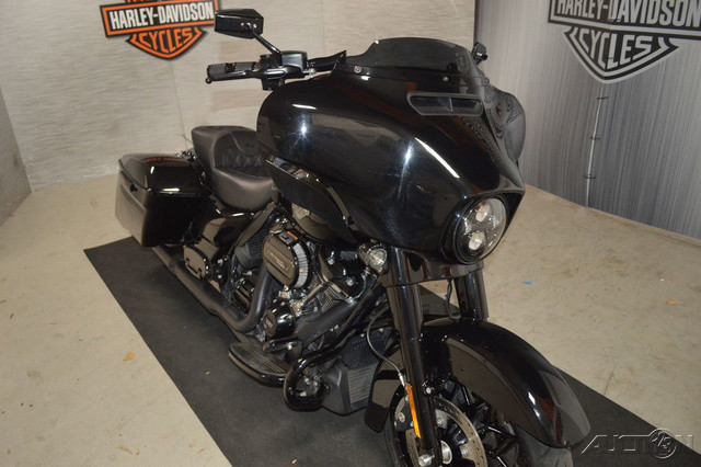 Street Glide® Special