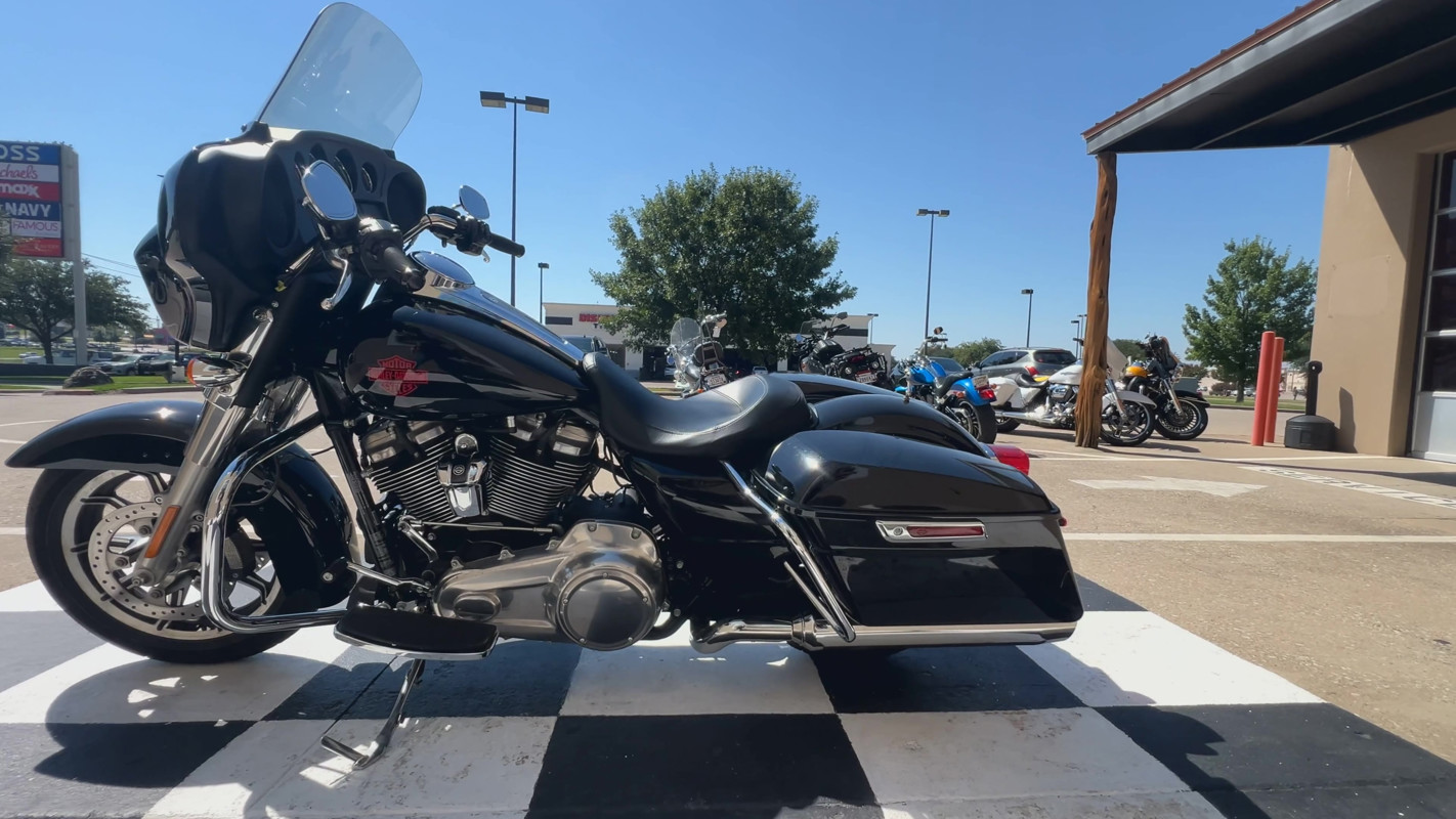 Electra Glide Standard
