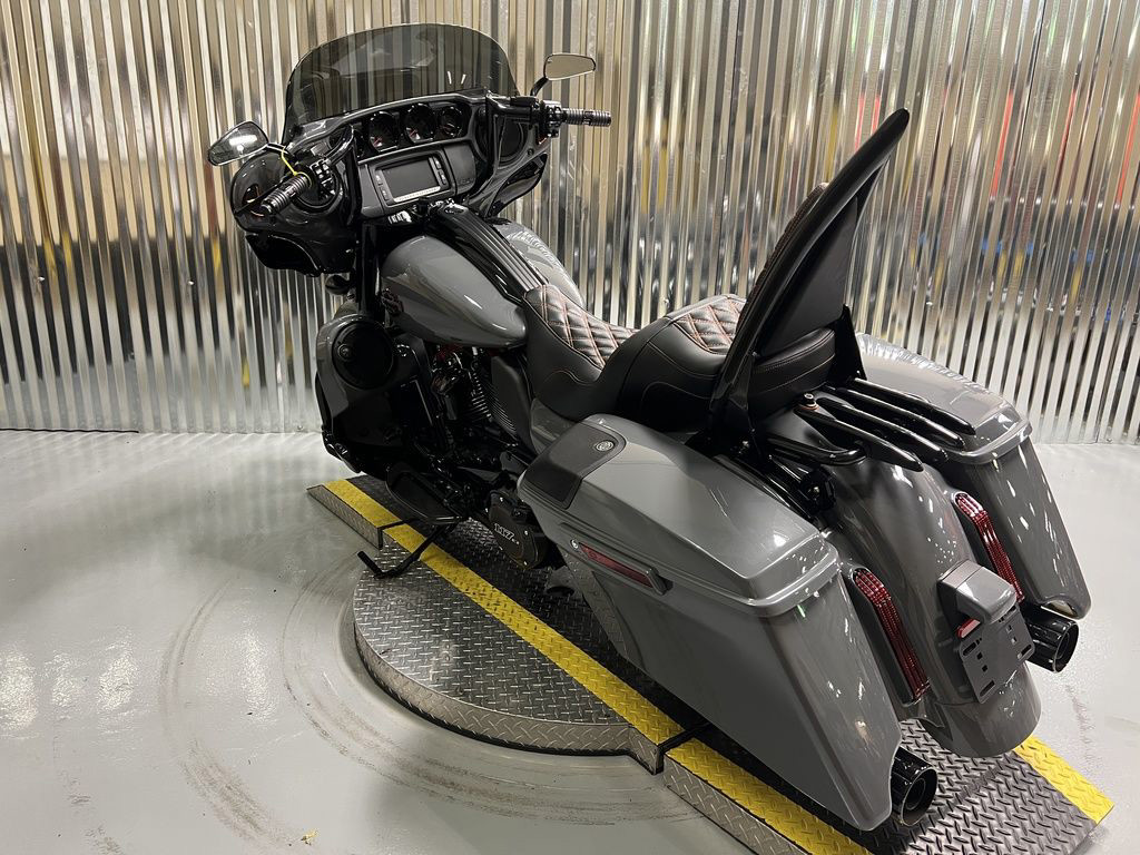 CVO® Street Glide®